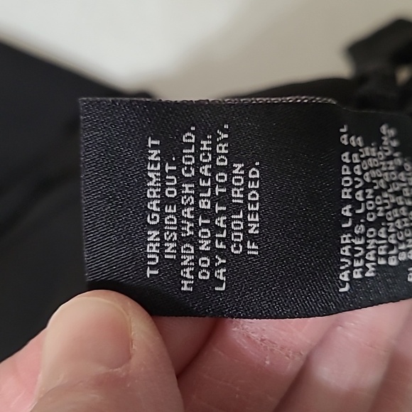 Zac & Rachel Light & Airy Black 3/4 Sleeve Top with front lace overlay size 2X - Picture 6 of 8